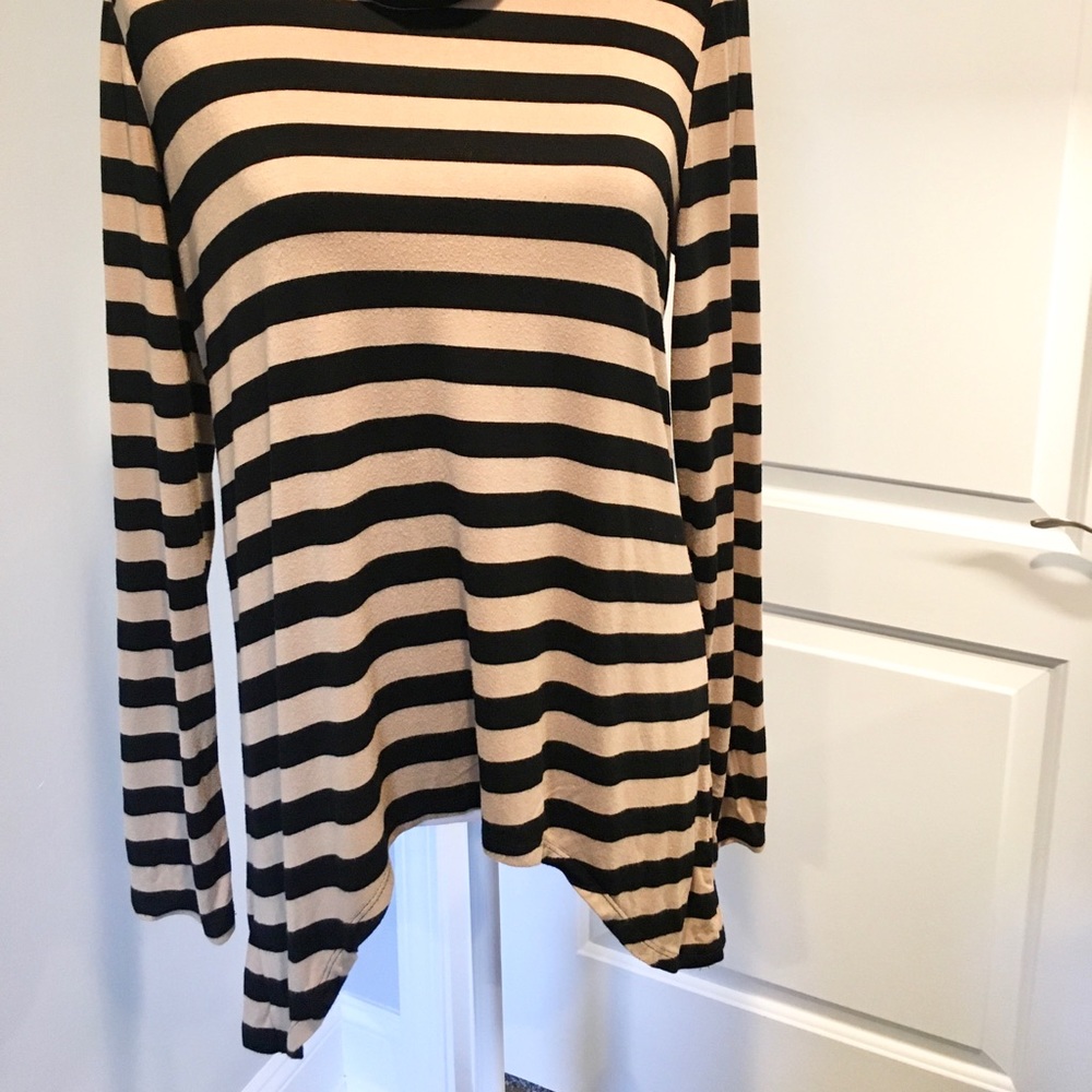 Tunic Style Turtleneck - Picture 2 of 5